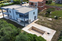 Istra, Poreč, Ekskluzivna dvojna vila vrhunske kvalitete s bazenom i w