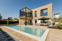 ISTRA - POREČ - NOVO NAMJEŠTENA VILLA!