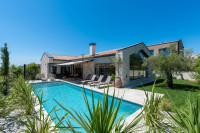 ISTRA - POREČ - POSEBNA DESIGNERSKA VILLA NA TRŽIŠTU!