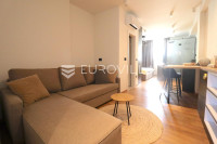 Istra, Poreč, potpuno renovirana kuća u staroj jezgri, 3 studio apartm