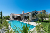 Istra, Poreč, prekrasna dizajnerska vila potpuno opremljena