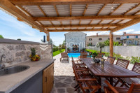 Istra, Poreč prekrasna kamena vila s bazenom 133 m2