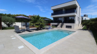 Istra, Poreč - Samostojeća kuća s bazenom