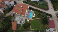 Istra, Poreč - Velika kuća okolici Poreča s bazenom