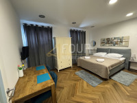 Istra, Pula - centar, 95.47m2 u naravi 3 apartmana