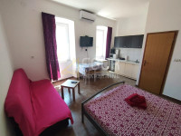 Istra, Pula, Centar, stan 90.30m2 - 4 studio apartmana