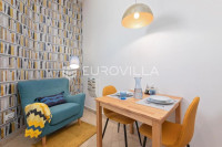 Istra, Pula, dva apartmana u centru, 58,91 m², blizu Arene, odlična in