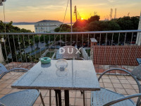Pula, centar, dvoetažni stan, 65 m2, terasa, pogled na more