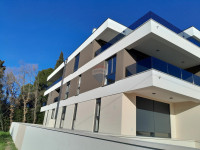 Istra,Pula,novi luksuzni stan trosobni na odličnoj lokaciji