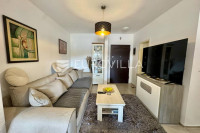 Istra, Pula, namješten stan s parkingom i liftom, novogradnja