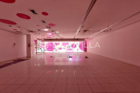 Istra, Pula, poslovni prostor na frekventnoj lokaciji (najam)