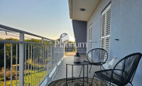 Istra, Pula, trosoban stan, vrt, parking, 165 m2