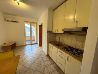 ISTRA, PULA, VERUDA, ODLIČAN STAN BLIZU MORA!PRILIKA!