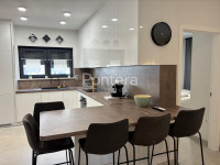 ISTRA, ROVINJ Jedinstveni penthouse na dvije etaže, nadomak mora i cen