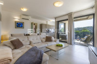 Istra, Rovinj, najam modernog stana 88 m² s dvije spavaće sobe s garaž