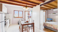 Istra, Rovinj - Stan 43 m² na odličnoj lokaciji – terasa i parkirno mj