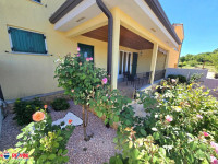 ISTRA, SNAŠIĆI, KUĆA SA BAZENOM, DUGOROČNI NAJAM