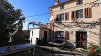 ISTRA, U SRCU LIŽNJANA - KUĆA S VELIKOM OKUĆNICM,  #PRODAJA