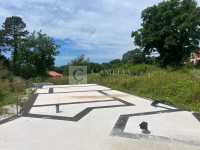 Istra Tinjan građevinsko zemljište započeta građa