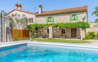 Istra, Rovinj - kamena kuća s bazenom, 95m2