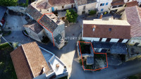 ISTRA, TRVIŽ, KAMENA KUĆA ZA RENOVACIJU S VELIKIM POLJOPRIVREDNIM ZEML