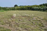 Istra, Umag, građevinsko zemljište 1.367 m2