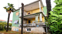 Istra, Umag Punta,  samostojeća kuća na samo 300 metara udaljenosti od