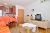 Istra, Valbandon, jednosoban stan, terasa, parking