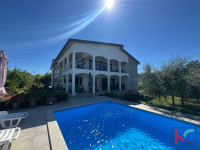 ISTRA, NOVA VAS, KUĆA SA 5  STAMBENIH JEDINICA I BAZENOM #PRODAJA