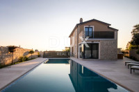 Istra, Nova Vas, Luksuzna dvojna vila, 146.42 m2, bazen, terasa