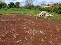 Istra,Veliki Vareški, građevinsko zemljište sa dozvolom za prizemnicu