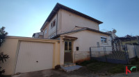 Istra, Vidikovac, kuća sa dvorištem i dodatnim apartmanom, tražena lok