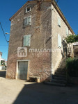 Istra, Višnjan, 170m2, dvije kamene kuće