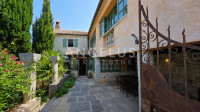 Istra, Višnjan - kamena kuća za dugoročni najam, 150m2
