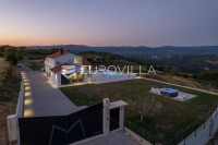 Istra, Vrh - Villa s predivnim panoramskim pogledom