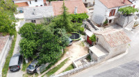 ISTRA, ŽMINJ - Kuća 180 m2 i stara kuća 90 m2 za adaptaciju