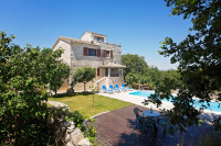 Istria - Višnjan, Predivna villa s bazenom, 336 m2