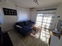 REZERVIRANO, Vinkovci, 2 sobni stan, 400€, parking, komplet namješten