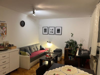 Iznajmljujem trosobni stan na Trešnjevci!