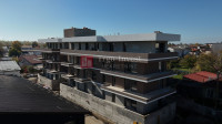J.J. STROSSMAYERA četverosoban stan, 110 m², 1. kat, lift
