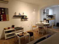 Jadranovo,1S klasični,40m2,parking, najam!