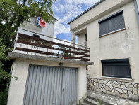 Jadranovo,dvojna kuća sa garažom,250 m od mora