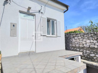 JADRANOVO - šarmantna kuća u blizini plaže