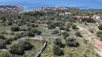 Jakišnica - građevinsko zemljište 749m2
