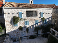 JANJINA, PELJEŠAC - Rustikalna kamena vila s bazenom (197 m²)