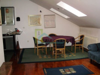 JARUN 110m2, Trpanjska (lijep dvoetažni 4soban stan)