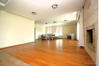 Jarun - 5-S stan (200 m2) + GARAŽA + TERASA - par min hoda do jezera