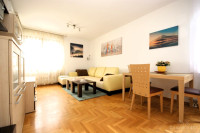 Jarun - NOVIJA ZGRADA kod jezera - 3-sobni stan (70 m2) + GARAŽA