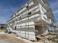 JEDNOSOBAN STAN 45 m² | KAŠTEL NOVI| BALKON NA TRI STRANE SVIJETA