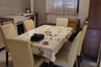 Josipdol, kuća u mirnom naselju okružena netaknutom prirodom